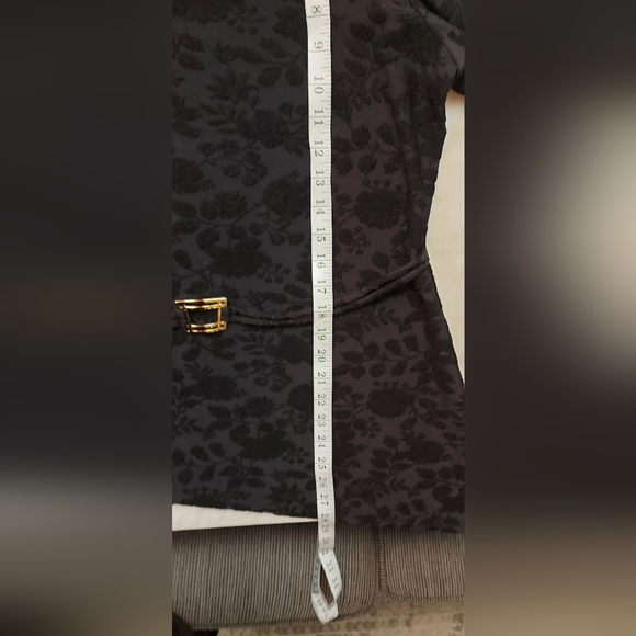 Joseph Ribkoff Vintage Black Tonal Floral Jacquard Asymmetrical Tunic Top - Picture 13 of 15